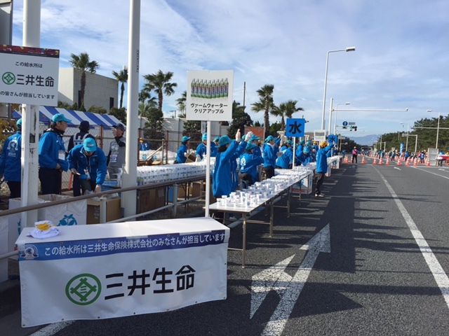 三井生命　写真